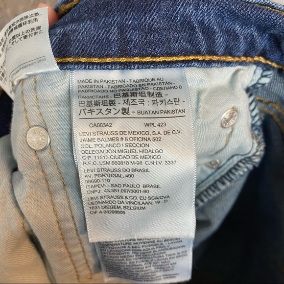 LEVI’S MENS MEDIUM WASH STRAIGHT LEG JEANS {31/30} - Picture 5 of 7